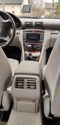Mercedes-Benz Klasa C cena 15999 przebieg: 168000, rok produkcji 2006 z Otmuchów małe 232